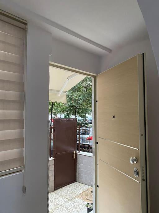 تيرانا Es Apartment المظهر الخارجي الصورة
