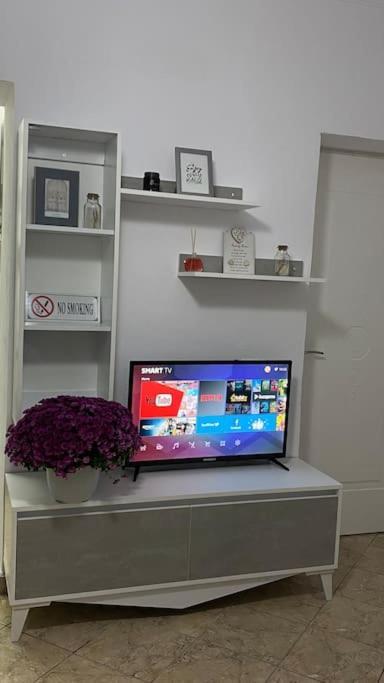 تيرانا Es Apartment المظهر الخارجي الصورة